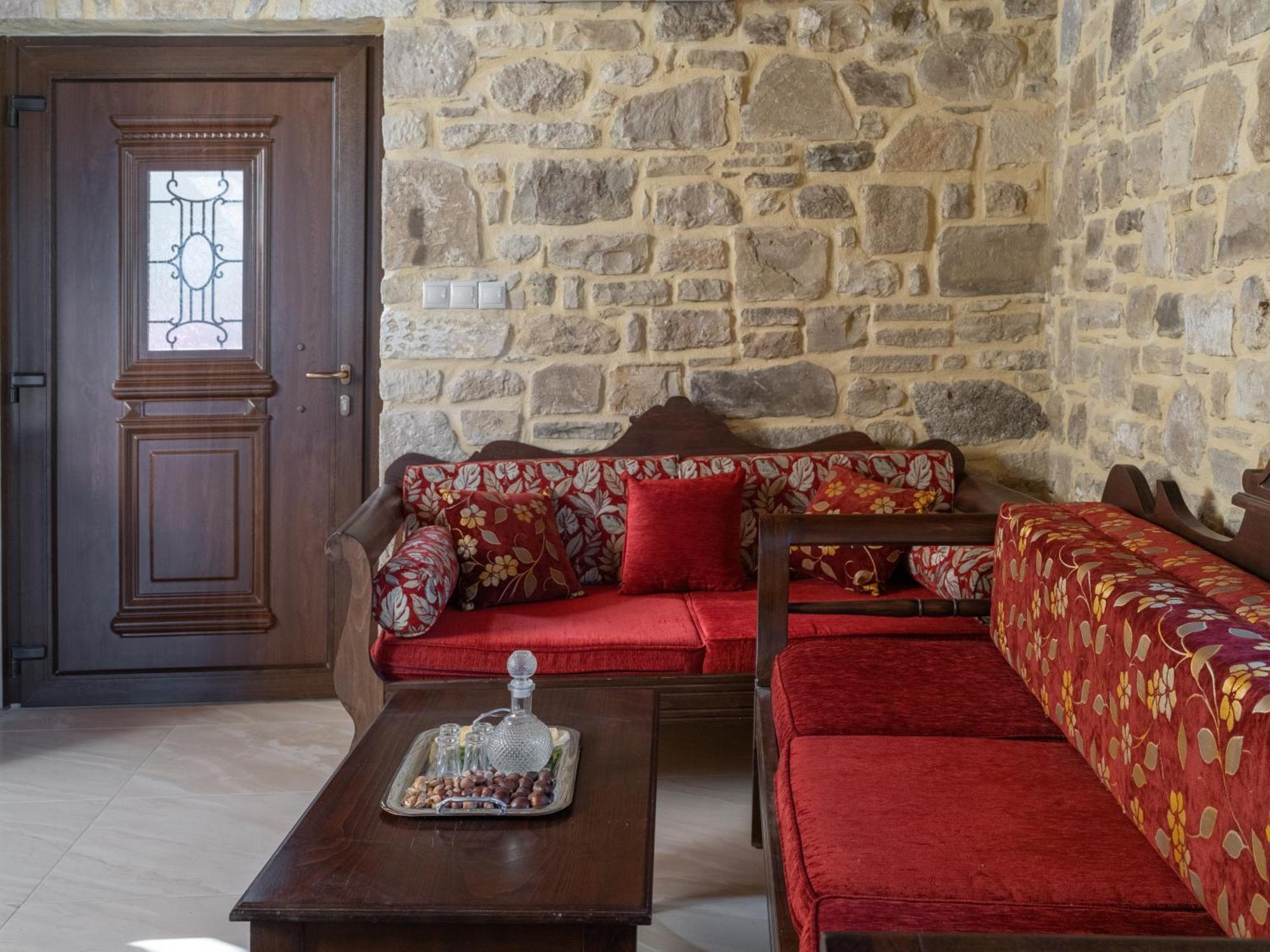 Draganigo Luxury Stone Houses 40 Min From Matala Ano Moulia Kültér fotó